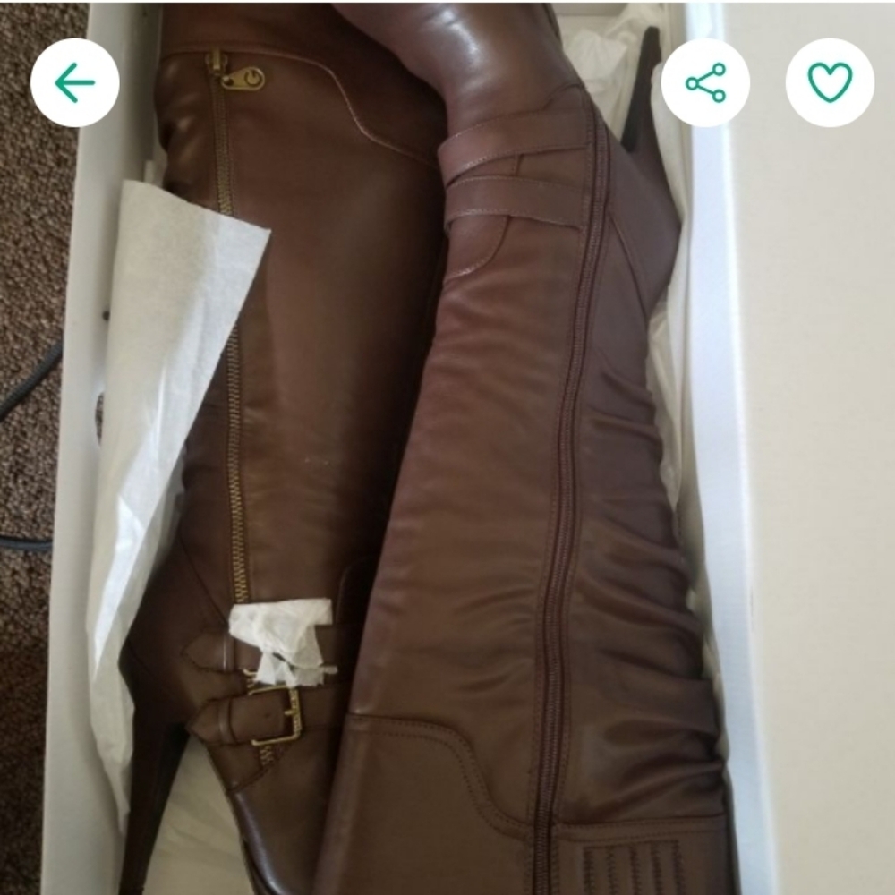 Boots - Picture 2 of 5